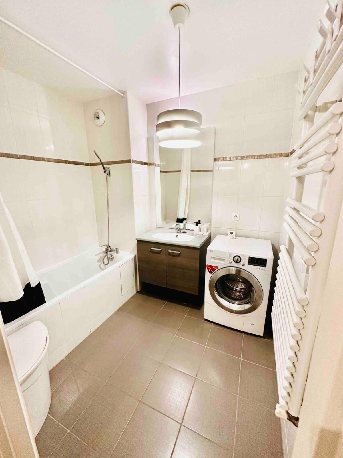 Btobed - Location Professionnelle - Appartement 4 Personnes Parking Gratuit - Proche Parc Des Expositions Et Aeroport Cdg Вильпент Экстерьер фото